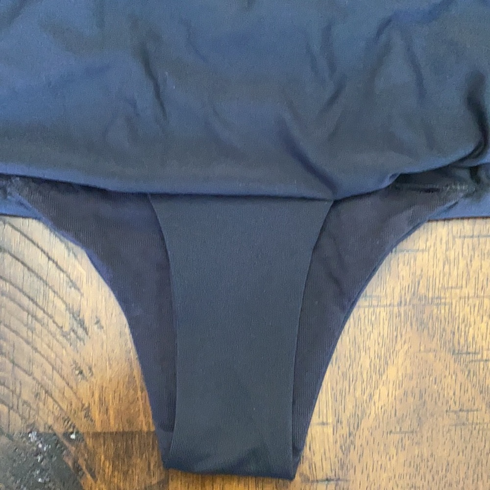Maidenform Flexees Cool Comfort Half Slip - Picture 7 of 10